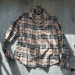 ♾️ Burberry vintage kids button up shirt ♾️